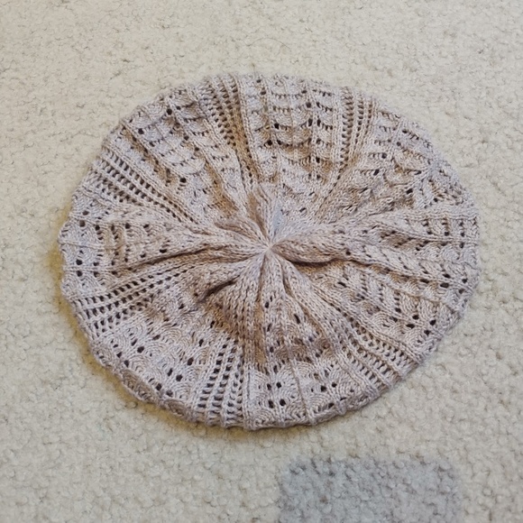 Beret hat - Picture 1 of 2